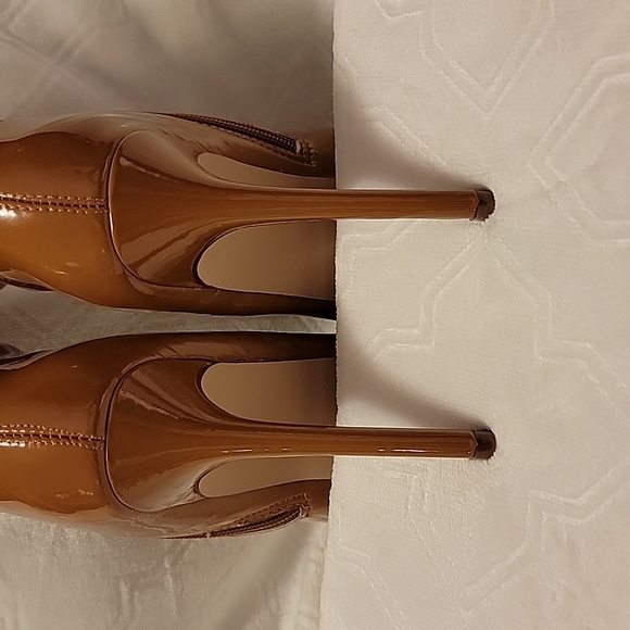 Shoedazzle Camel Booties BRAND NEW - Picture 5 of 8